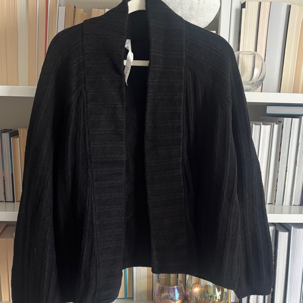 LULULEMON Black Women's Sweater